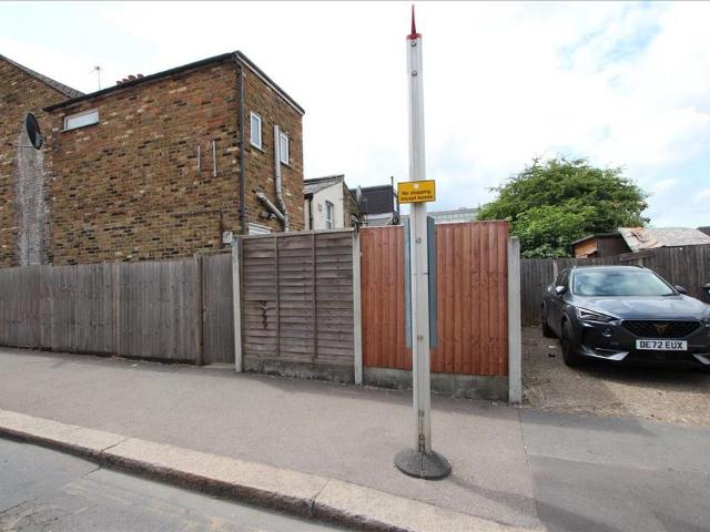Apartment for rent in Upper Edmonton, Greater London
