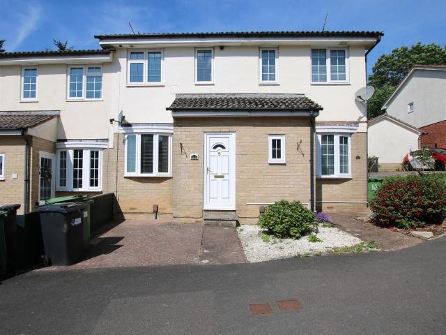 House for rent in Foxhayes, Watergate