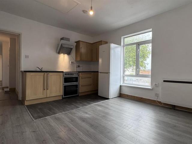 Apartment for rent in Pigsty Hill, Feckenham