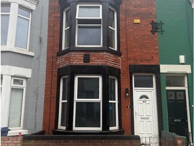 House for rent in Calderstones