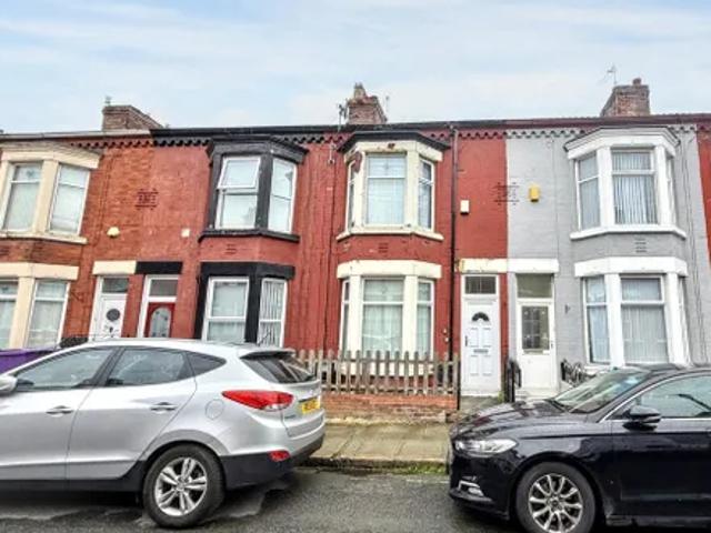 House for rent in Calderstones