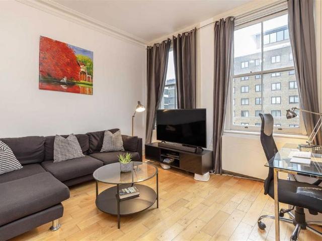 Apartment for rent in South Kensington, Greater London