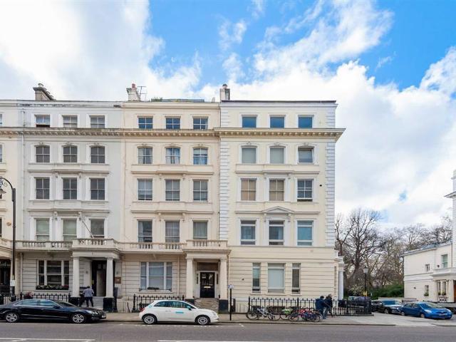 Apartment for rent in South Kensington, Greater London