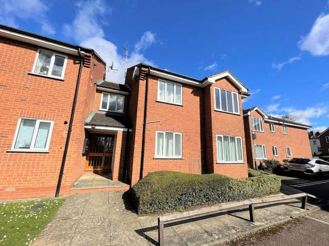 Apartment for rent in Golden Valley, Gloucestershire