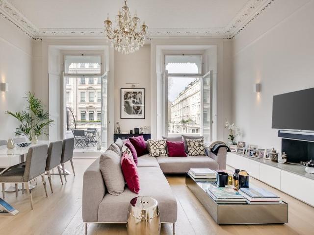 Apartment for rent in South Kensington, Greater London