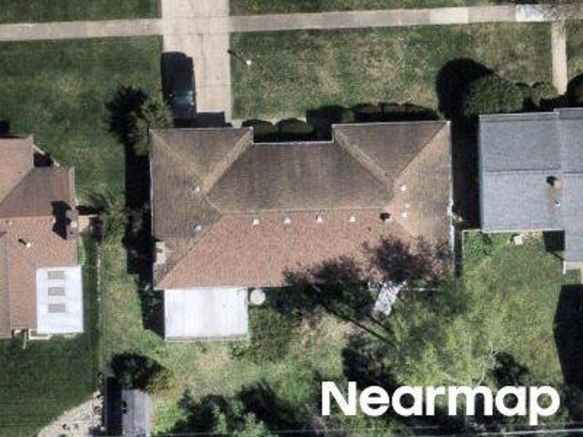 House for sale in Flint, Genesee County