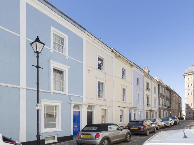 Apartment for rent in Hotwells, Feckenham