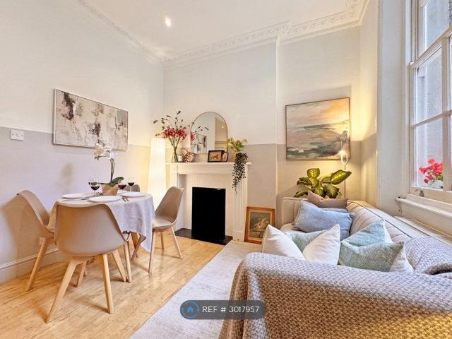 Apartment for rent in Pimlico, Greater London