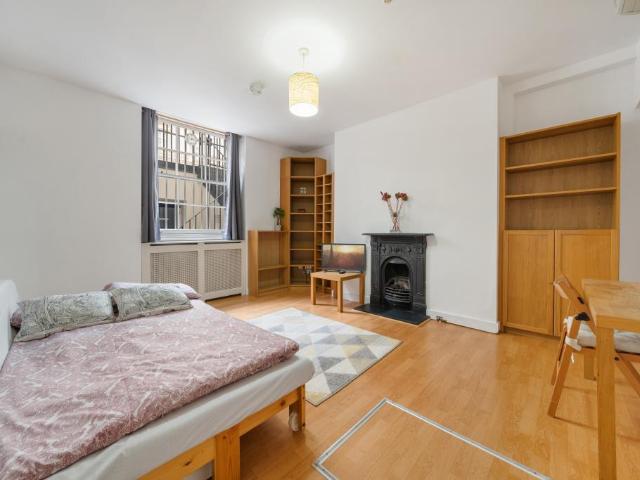 House for rent in Pimlico, Greater London