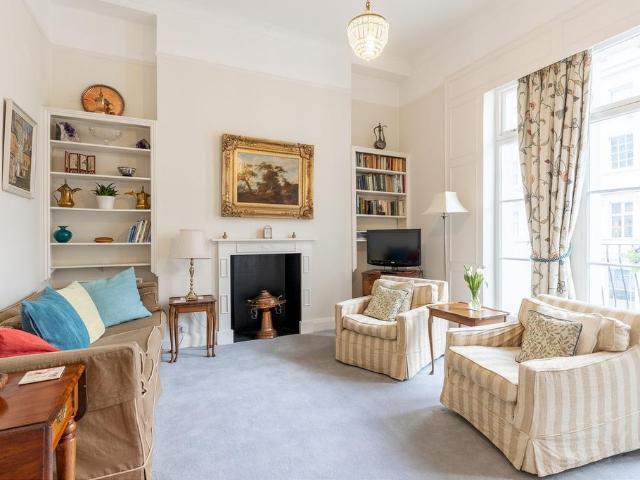 Apartment for rent in Pimlico, Greater London