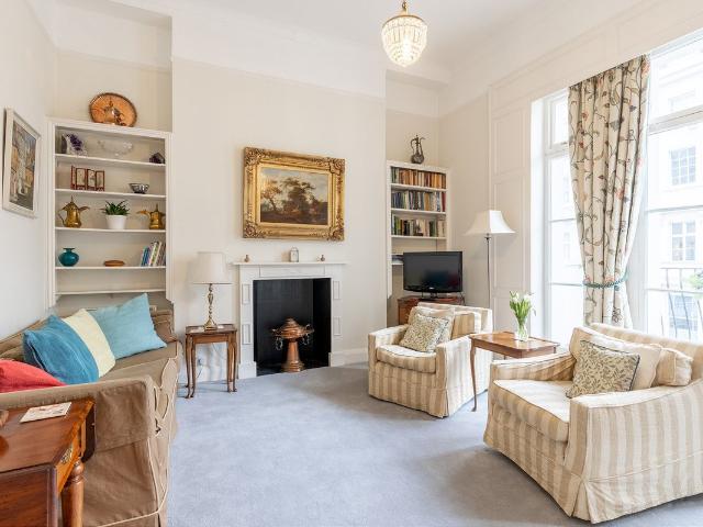 Apartment for rent in Pimlico, Greater London