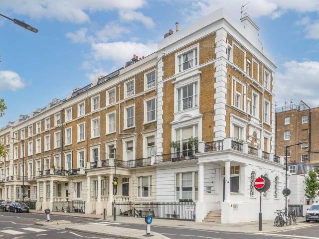 Studio for rent in Bayswater, Greater London