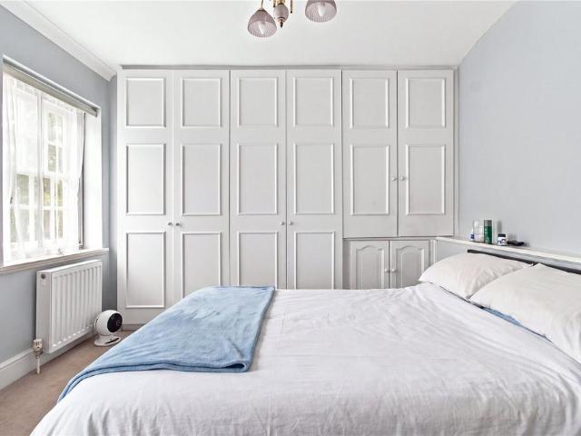 Apartment for rent in Paddington, Greater London