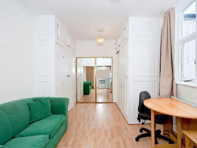 Studio for rent in City of Westminster, Greater London