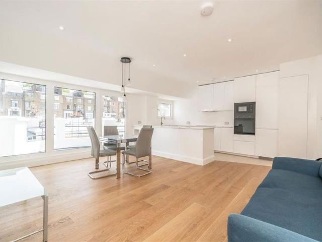 Apartment for rent in Paddington, Greater London