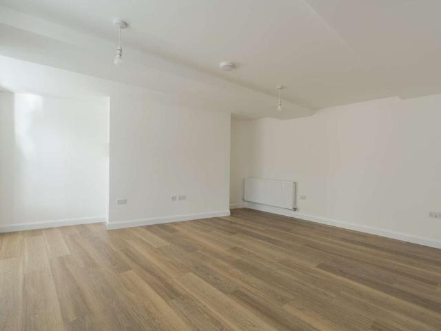 Apartment for rent in Cogges, West Oxfordshire
