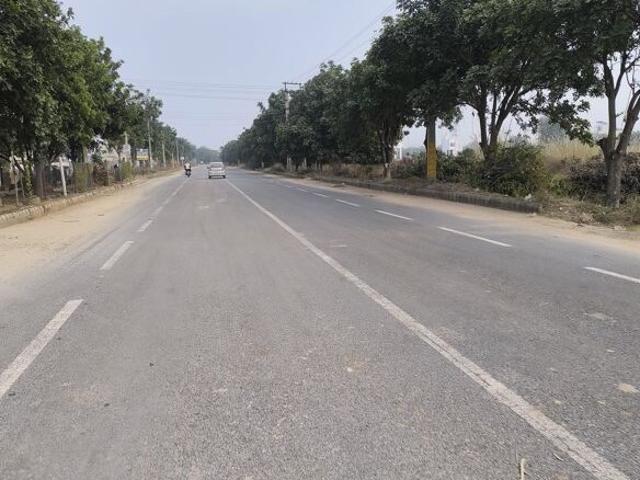 Land for sale in Hariana