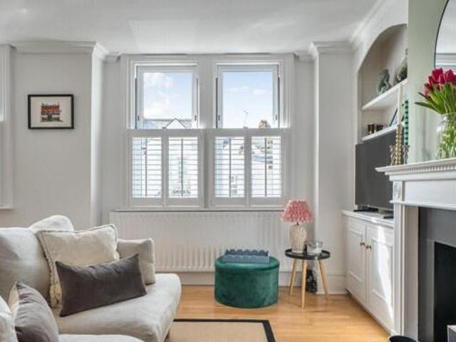 House for sale in Lyons, Greater London