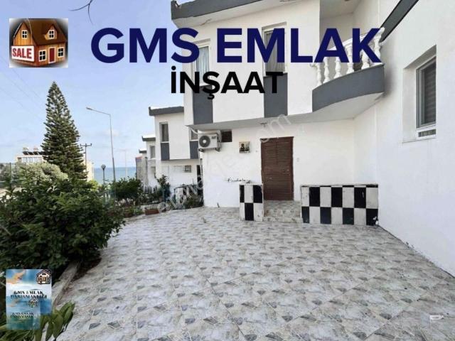 Yeni, Karataş içerisinde satılık Villa