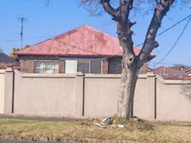 House for sale in Vosloorus, Gauteng