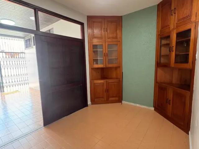 Casa aluguel em Região Geográfica Imediata de Belém, Belém
