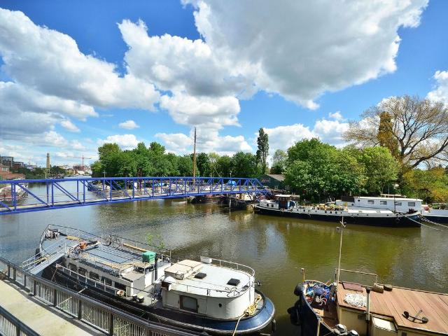 Apartment for rent in London Borough of Hounslow, Greater London