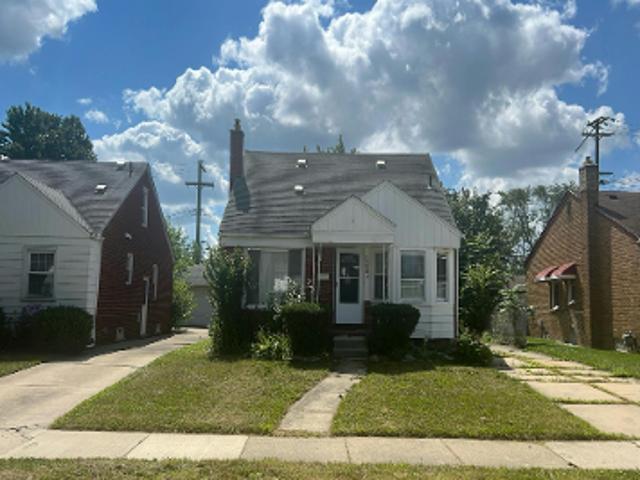 House for sale in Hollywood Gardens Subdivision, Lincoln Park