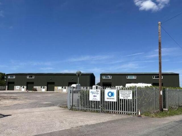 House for sale in Glastonbury, Somerset