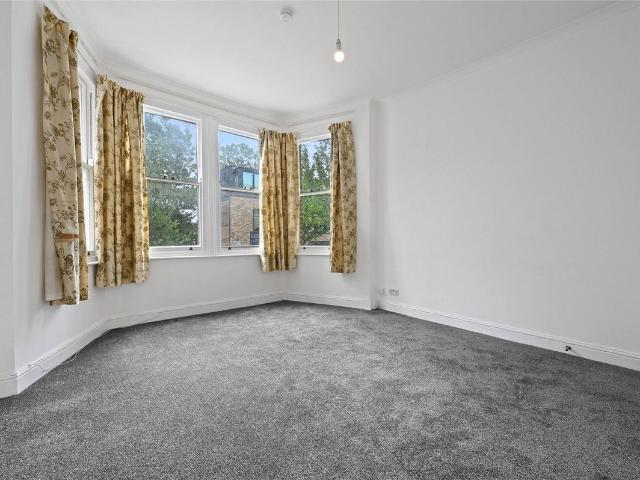 Apartment for rent in Shepherd's Bush, Greater London
