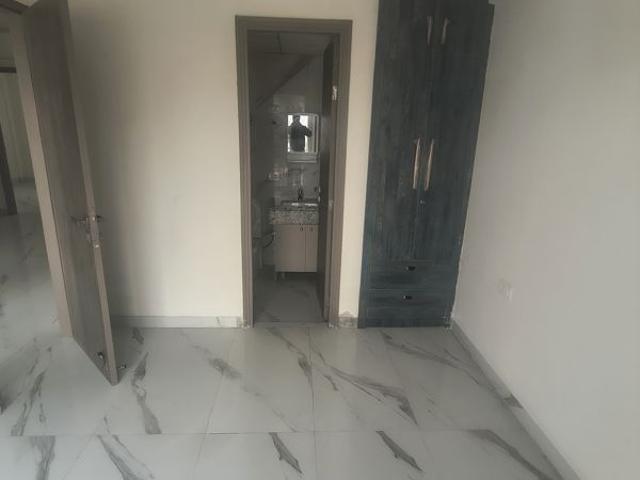 Flat for rent in Hariana