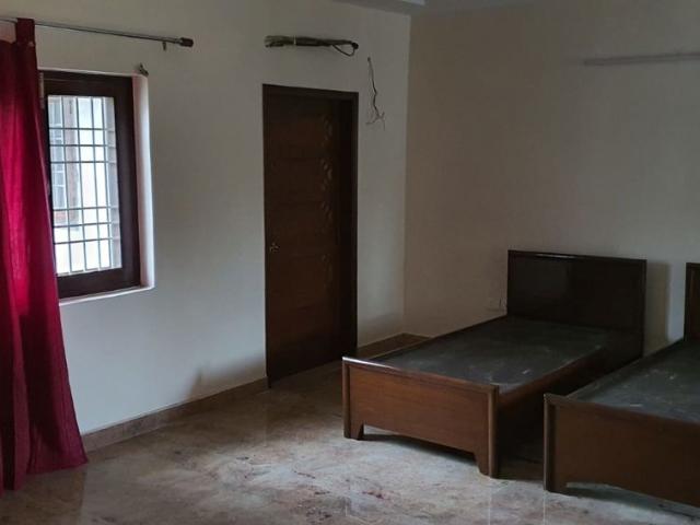 Flat for rent in Hariana