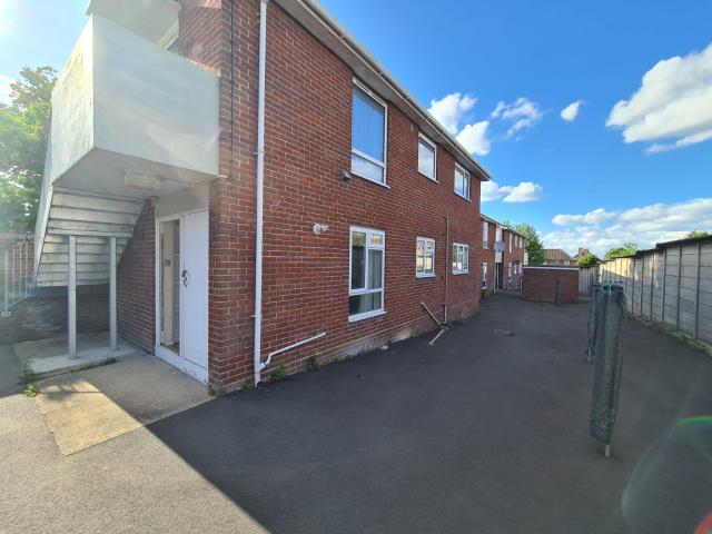 Apartment for rent in Earlham Rise, East Bank
