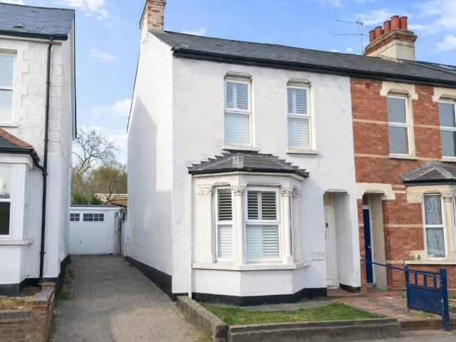 Studio for rent in Hillview, Surrey