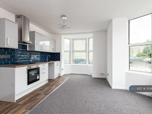 Apartment for rent in Cliftonville West, Acol