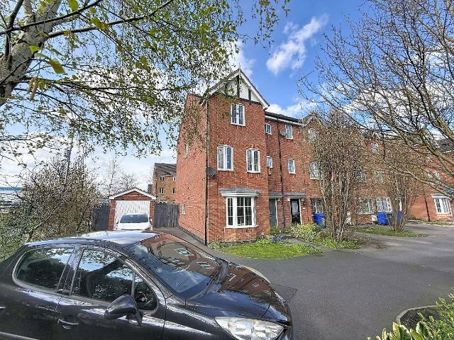 House for rent in Stoke, Stoke-on-Trent