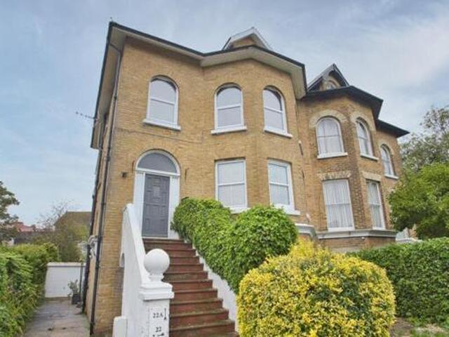 House for sale in Tower Hamlets, Ash