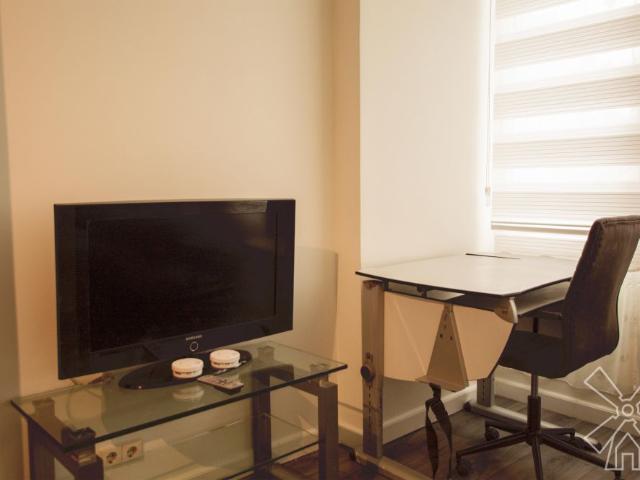 Studio te huur in Laak, Zuid Holland