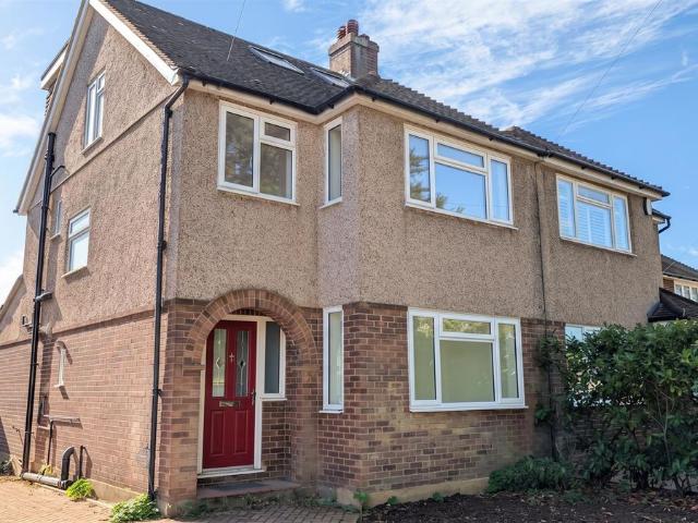 House for rent in Goffs Oak, Broxbourne