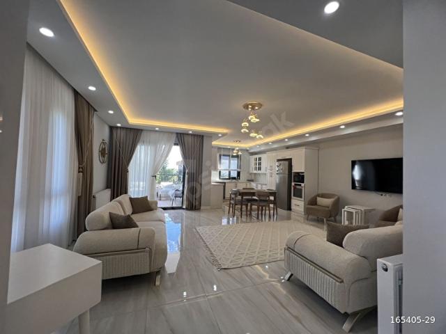 Varsaklar, Kozan içerisinde satılık Villa