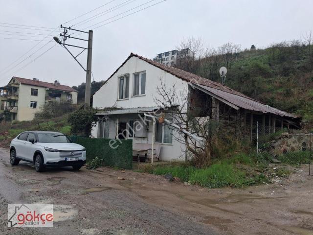 Kaytazdere, Altınova içerisinde kiralık Villa