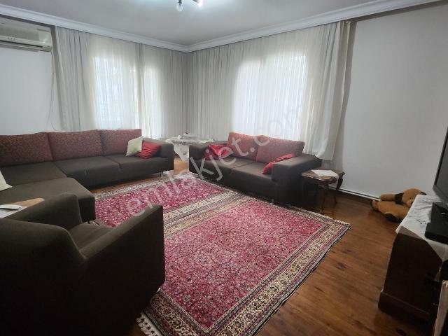 Karşiyaka, İzmir içerisinde kiralık mülk