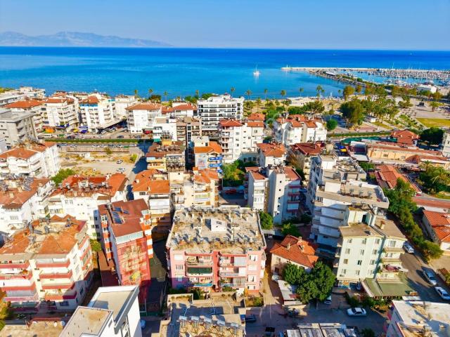 Yeni, Finike içerisinde satılık mülk