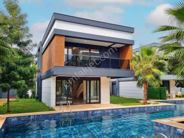 Döşemealti, Antalya içerisinde satılık Villa