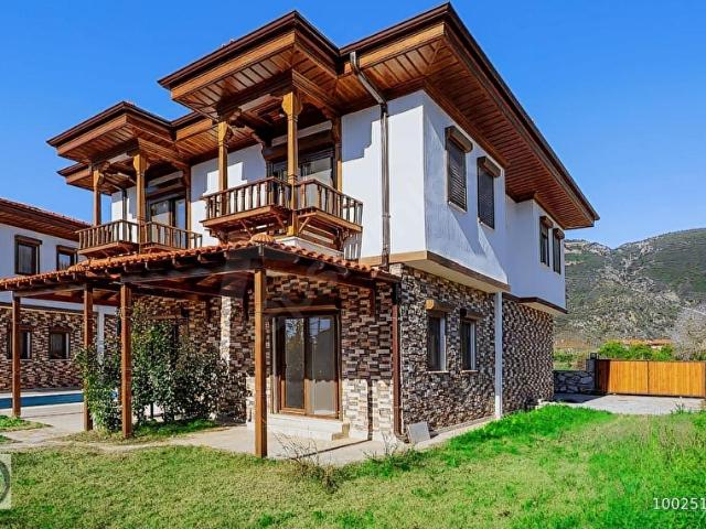 Ula, Muğla içerisinde satılık Villa