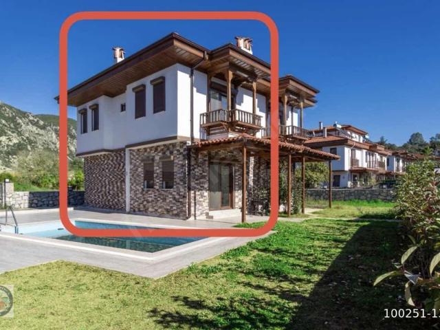Yazılıtaş, Ula içerisinde satılık Villa