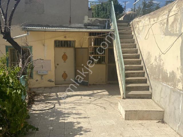Niğde içerisinde satılık Villa