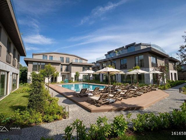 İstanbul içerisinde satılık Villa
