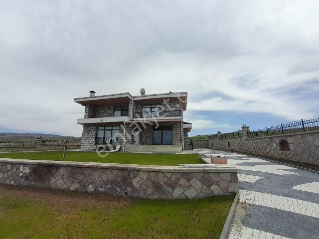 Gölbaşi, Ankara içerisinde satılık Villa