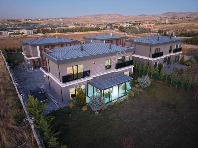 Bahçelievler Mahallesi, Gölbaşı içerisinde satılık Villa