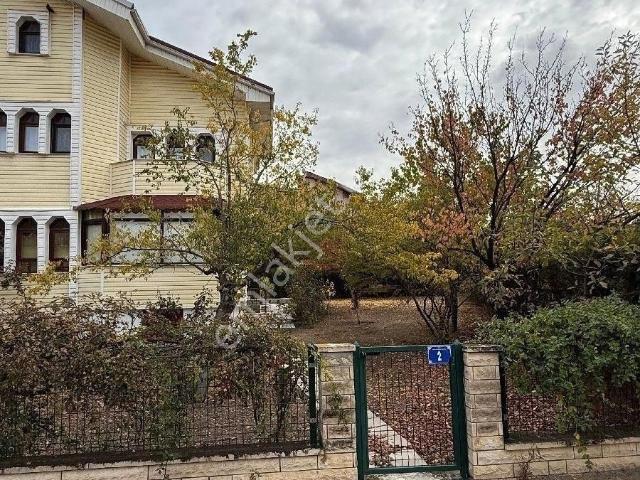 Gölbaşi, Ankara içerisinde satılık Villa